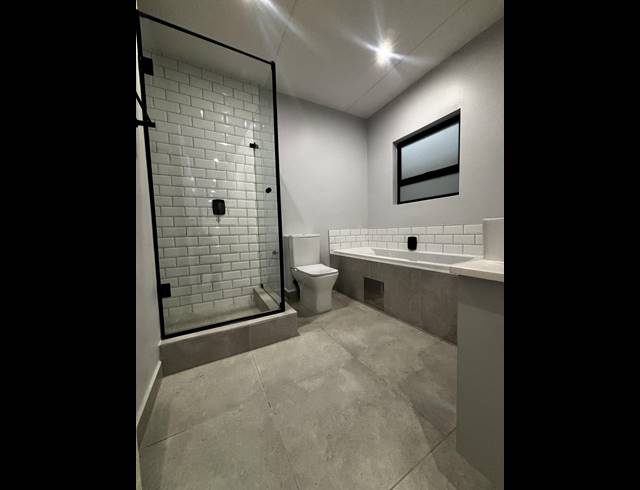 2 BEDROOM APARTMENT FOR SALE IN RIVONIA